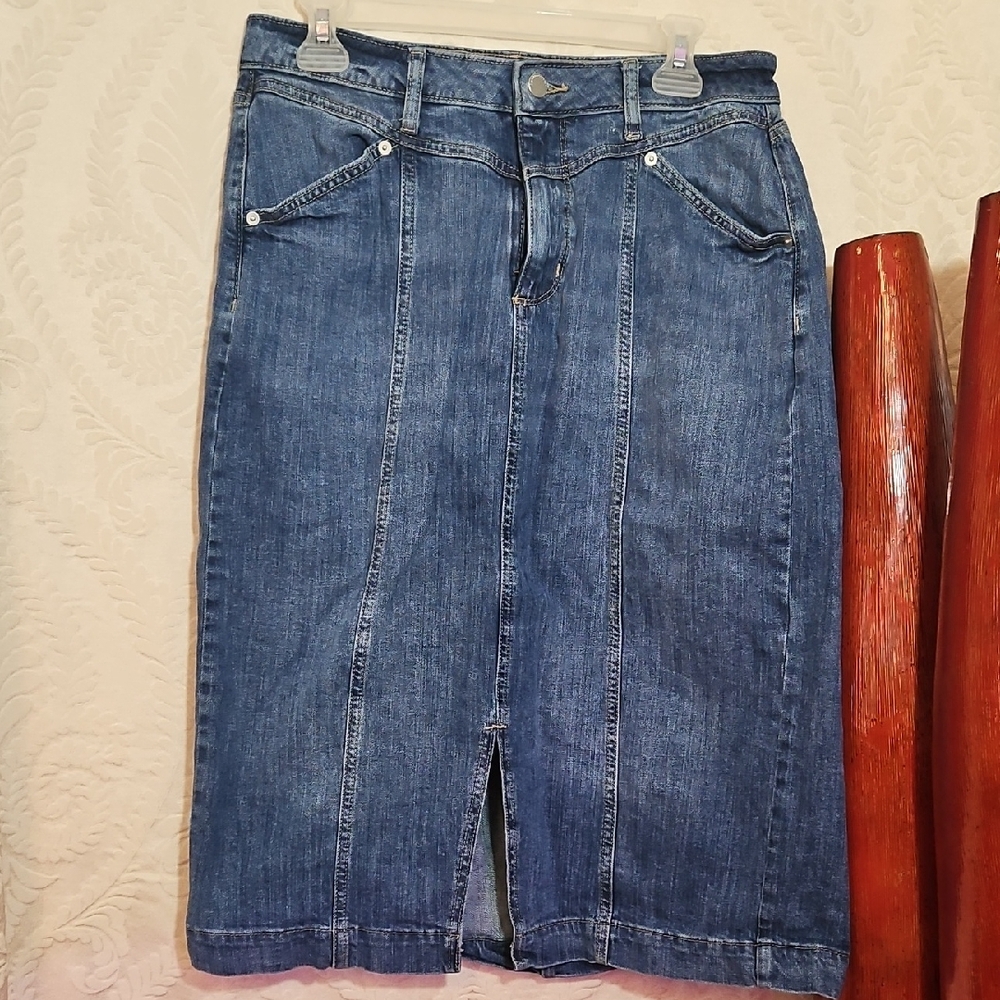Chic Blue Denim Skirt with Front Slit